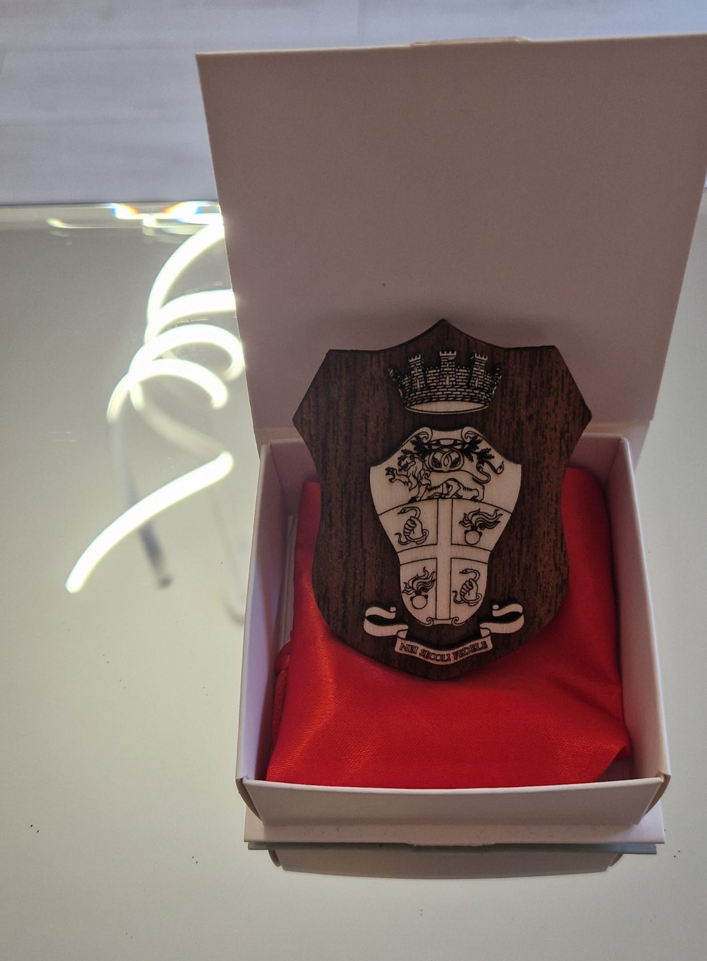 Mini Crest in legno